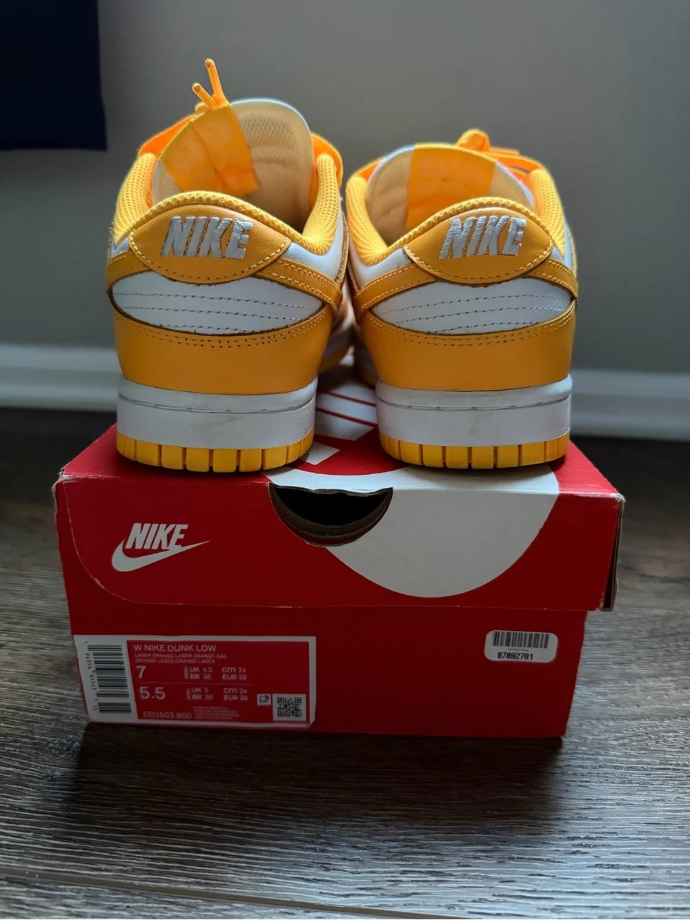 Nike Dunk Low Orange Women's Size 7 | Mint Condition | OG Box